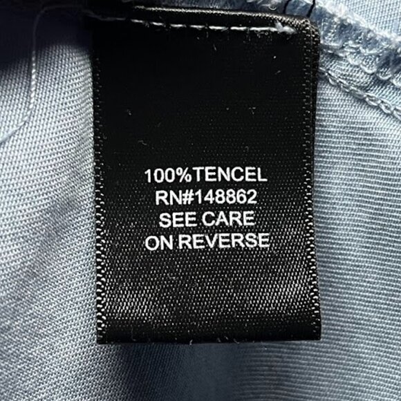 Torrid Chambray Top Cap Sleeves Button Up NWOT Womens Size 4X - Picture 3 of 5